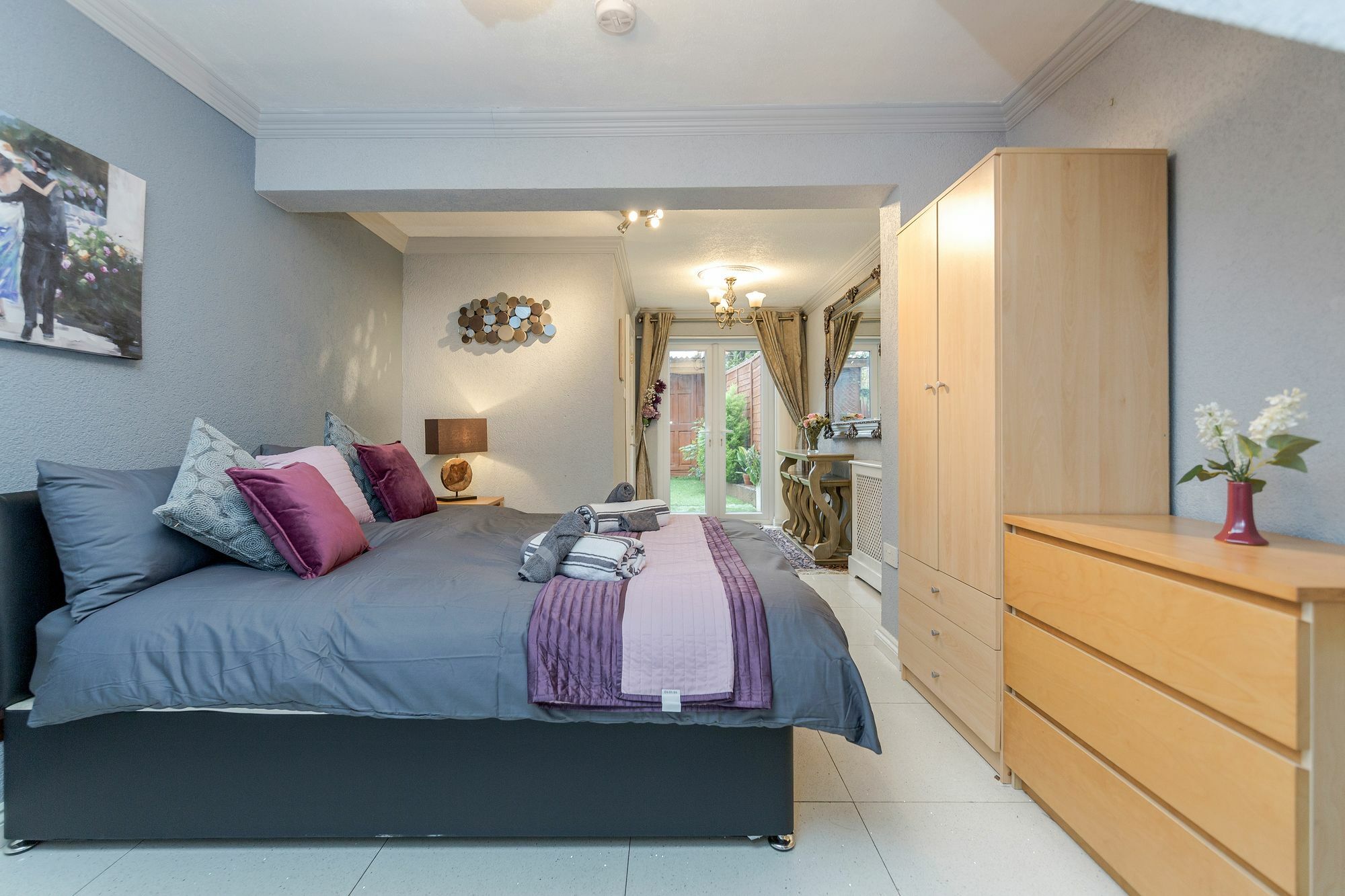 Watford General Suites Eksteriør bilde