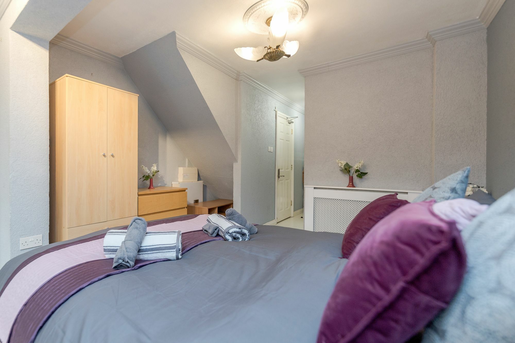 Watford General Suites Eksteriør bilde