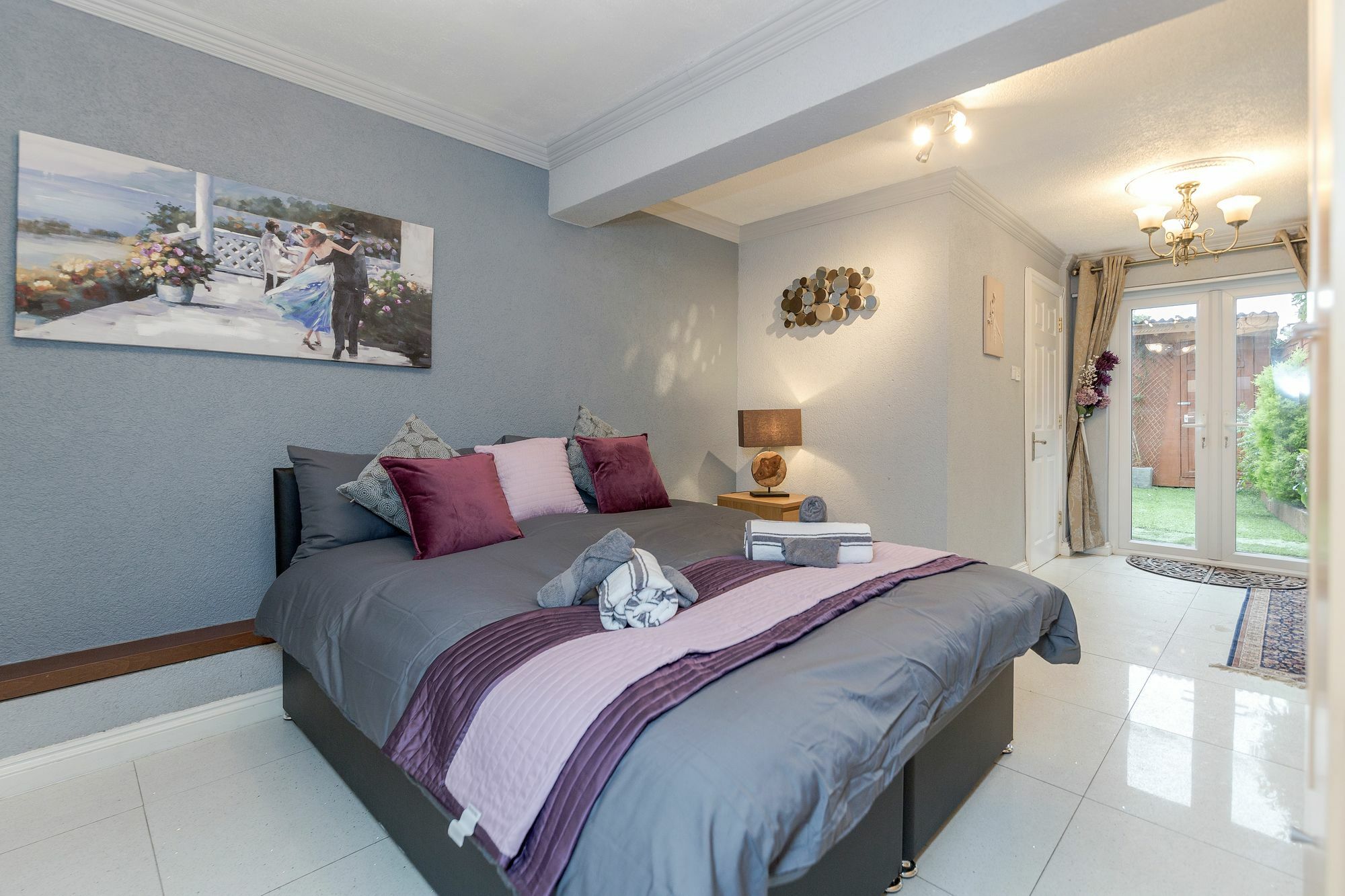 Watford General Suites Eksteriør bilde